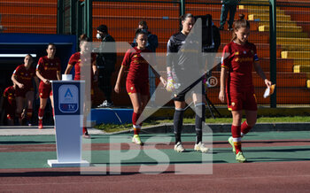 2022-01-23 - AS Roma Femminile during the Italian Football Championship League A Women 2021/2022 match between Napoli Femminile vs Roma Femminile at the Arena Giuseppe Piccolo stadium in Cercola (NA), Italy, on 23 January 2022 - NAPOLI FEMMINILE VS AS ROMA - ITALIAN SERIE A WOMEN - SOCCER