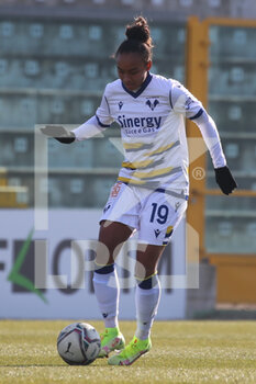 2022-01-22 - Lineth Cedeno of HELLAS VERONA FC in action during the Serie A Women match between US Sassuolo and Hellas Verona FC at Enzo Ricci on January 22, 2022 in Sassuolo (MO), Italy. - US SASSUOLO VS HELLAS VERONA WOMEN - ITALIAN SERIE A WOMEN - SOCCER