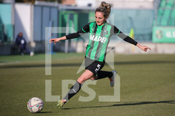 2022-01-22 - Alice Pauline Benoit of US SASSUOLO in action FC during the Serie A Women match between US Sassuolo and Hellas Verona FC at Enzo Ricci on January 22, 2022 in Sassuolo (MO), Italy. - US SASSUOLO VS HELLAS VERONA WOMEN - ITALIAN SERIE A WOMEN - SOCCER