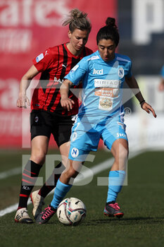 2022-03-06 - Romina Pinna (Napoli femminile) is challenged by Laura Agard (AC Milan) - AC MILAN VS NAPOLI FEMMINILE - ITALIAN SERIE A WOMEN - SOCCER
