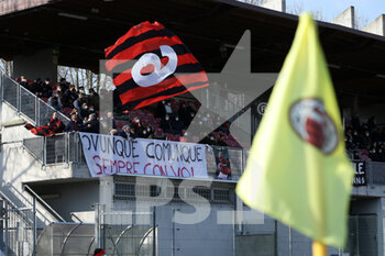2022-03-06 - AC Milan fans wave a black and red flag and show a banner - AC MILAN VS NAPOLI FEMMINILE - ITALIAN SERIE A WOMEN - SOCCER