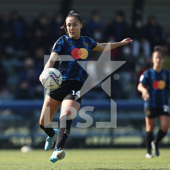 2022-03-20 - Kathellen Sousa Feitoza (FC Internazionale) in action - INTER - FC INTERNAZIONALE VS UC SAMPDORIA - ITALIAN SERIE A WOMEN - SOCCER