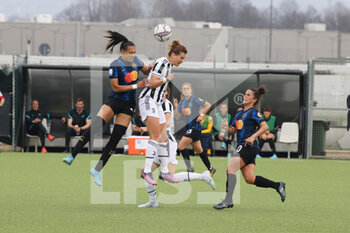2022-03-27 - Kathellen Sousa Feitoza (F.C. Internazionale) vs Cristiana Girelli (Juventus Women) - JUVENTUS FC VS INTER - FC INTERNAZIONALE - ITALIAN SERIE A WOMEN - SOCCER