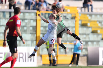 2022-03-26 - Maria Luisa Filangeri of US SASSUOLO competes for the ball with Sophie Roman Haug of AS ROMA during the Serie A Woman match between US Sassuolo and AS Roma at Stadio Ricci on March 26, 2022 in Sassuolo (MO), Italy. - US SASSUOLO VS AS ROMA - ITALIAN SERIE A WOMEN - SOCCER