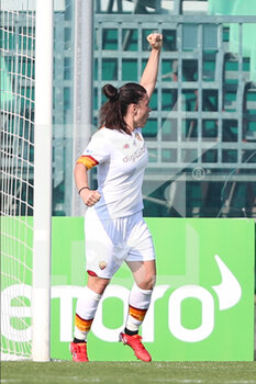 2022-03-26 - Valeria Pirone of AS ROMA reacts during the Serie A Woman match between US Sassuolo and AS Roma at Stadio Ricci on March 26, 2022 in Sassuolo (MO), Italy. - US SASSUOLO VS AS ROMA - ITALIAN SERIE A WOMEN - SOCCER