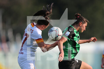 2022-03-26 - Claudia Ferrato of US SASSUOLO competes for the ball with Erin Lena Kollmats of AS ROMA during the Serie A Woman match between US Sassuolo and AS Roma at Stadio Ricci on March 26, 2022 in Sassuolo (MO), Italy. - US SASSUOLO VS AS ROMA - ITALIAN SERIE A WOMEN - SOCCER