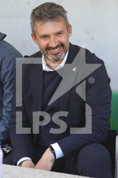 2022-03-26 - Alessandro Spugna head coach of AS ROMA looks on during the Serie A Woman match between US Sassuolo and AS Roma at Stadio Ricci on March 26, 2022 in Sassuolo (MO), Italy. - US SASSUOLO VS AS ROMA - ITALIAN SERIE A WOMEN - SOCCER