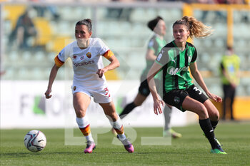 2022-03-26 - Lisa Di Guglielmo of AS ROMA in action during the Serie A Woman match between US Sassuolo and AS Roma at Stadio Ricci on March 26, 2022 in Sassuolo (MO), Italy. - US SASSUOLO VS AS ROMA - ITALIAN SERIE A WOMEN - SOCCER