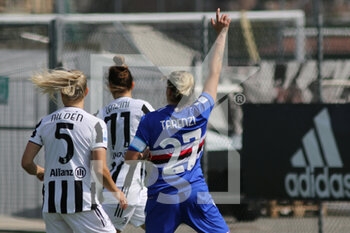 2022-04-03 - Elsa Nilden (Juventus Women) and Stefania Tarenzi (Sampdoria) - JUVENTUS FC VS UC SAMPDORIA - ITALIAN SERIE A WOMEN - SOCCER