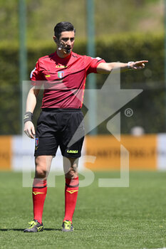2022-04-24 - Referee Francesco Carrione during the Women Serie A match between SS Lazio Women and Juventus F.C. at Mirko Fersini Stadium on 24th April, 2022 in Formello, Italy.  - LAZIO WOMEN VS JUVENTUS FC - ITALIAN SERIE A WOMEN - SOCCER
