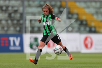 2022-04-24 - Davina Philtjens of US SASSUOLO in action during the Serie A Women match between US Sassuolo and Napoli Femminile at Enzo Ricci on April 24, 2022 in Sassuolo (MO), Italy. - US SASSUOLO VS NAPOLI FEMMINILE - ITALIAN SERIE A WOMEN - SOCCER