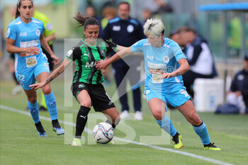 2022-04-24 - Giada Pondini of US SASSUOLO competes for the ball with Claudia Mauri of NAPOLI FEMMINILE during the Serie A Women match between US Sassuolo and Napoli Femminile at Enzo Ricci on April 24, 2022 in Sassuolo (MO), Italy. - US SASSUOLO VS NAPOLI FEMMINILE - ITALIAN SERIE A WOMEN - SOCCER