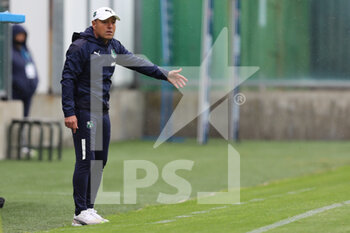 2022-04-24 - Gian Piero Piovani head coach of US SASSUOLO gestures during the Serie A Women match between US Sassuolo and Napoli Femminile at Enzo Ricci on April 24, 2022 in Sassuolo (MO), Italy. - US SASSUOLO VS NAPOLI FEMMINILE - ITALIAN SERIE A WOMEN - SOCCER