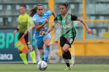 2022-04-24 - Giada Pondini of US SASSUOLO competes for the ball with Sejde Abrahamsson of NAPOLI FEMMINILE during the Serie A Women match between US Sassuolo and Napoli Femminile at Enzo Ricci on April 24, 2022 in Sassuolo (MO), Italy. - US SASSUOLO VS NAPOLI FEMMINILE - ITALIAN SERIE A WOMEN - SOCCER