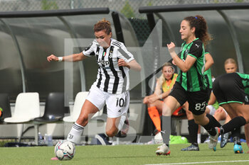 2022-05-07 - Cristiana Girelli (Juventus Women) vs Maria Filangeri (US Sassuolo) - JUVENTUS FC VS US SASSUOLO - ITALIAN SERIE A WOMEN - SOCCER