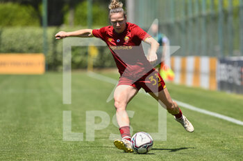 2022-05-14 - Joyce Magalhães Borini of AS Roma Women during the 22th day of the Serie A Championship between S.S. Lazio Women vs A.S. Roma Women at the stadio Mirko Fersini on 14th of May, 2022 in Formello, Italy. - LAZIO WOMEN VS AS ROMA - ITALIAN SERIE A WOMEN - SOCCER