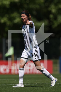 2022-05-14 - Sofie Junge Pedersen (Juventus FC) gestures - AC MILAN VS JUVENTUS FC - ITALIAN SERIE A WOMEN - SOCCER