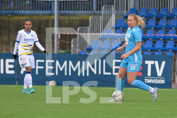 2022-02-26 - Lana Golob (2) Napoli Femminile control the ball during the Italian Serie A Women 2021/2022 match between Napoli Femminile vs Hellas Verona Women on February 26, 2022 at the Stadium Giuseppe Piccolo in Cercola Italy - NAPOLI FEMMINILE VS HELLAS VERONA WOMEN - ITALIAN SERIE A WOMEN - SOCCER
