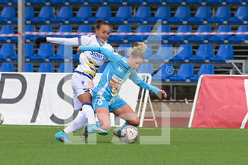 2022-02-26 - Emma Severini (30) Napoli Femminile cfights for the ball with Lineth Cedeño (19) Hellas Verona Women during the Italian Serie A Women 2021/2022 match between Napoli Femminile vs Hellas Verona Women on February 26, 2022 at the Stadium Giuseppe Piccolo in Cercola Italy - NAPOLI FEMMINILE VS HELLAS VERONA WOMEN - ITALIAN SERIE A WOMEN - SOCCER