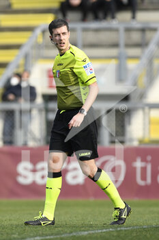 2022-02-05 - The referee Luca Cherchi during the Serie A match between Roma Calcio and  at Stadio Tre Fontane on February 5, 2022 in Rome, Italy. - AS ROMA VS CALCIO POMIGLIANO - ITALIAN SERIE A WOMEN - SOCCER
