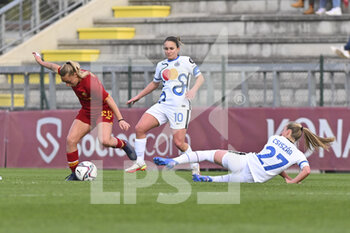 2022-02-27 - Giada Greggi of AS Roma Women during the 15th day of the Serie A Championship between A.S. Roma Women and Inter Women at the stadio Tre Fontane on 25th of January, 2022 in Rome, Italy. - AS ROMA VS INTER - FC INTERNAZIONALE - ITALIAN SERIE A WOMEN - SOCCER