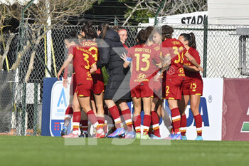 2022-02-27 - Manuela Giugliano of AS Roma Women during the 15th day of the Serie A Championship between A.S. Roma Women and Inter Women at the stadio Tre Fontane on 25th of January, 2022 in Rome, Italy. - AS ROMA VS INTER - FC INTERNAZIONALE - ITALIAN SERIE A WOMEN - SOCCER