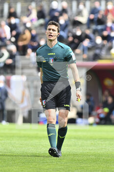 2022-04-03 - Referee Niccolò Turrini during the 19th day of the Serie A Championship between A.S. Roma Women and Hellas Verona Women at the stadio Tre Fontane on 2th of April, 2022 in Rome, Italy. - AS ROMA VS HELLAS VERONA WOMEN - ITALIAN SERIE A WOMEN - SOCCER