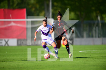 2022-08-28 - \f20\ and Martina Piemonte of AC Milan battle for the ball   during AC Milan - ACF Fiorentina , 1st turn of Serie A Femminile Tim 2022/23 in Centro P. Vismara - Puma House of Football, Milan, Lombardy, Italy, 28/08/22 - AC MILAN VS ACF FIORENTINA - ITALIAN SERIE A WOMEN - SOCCER