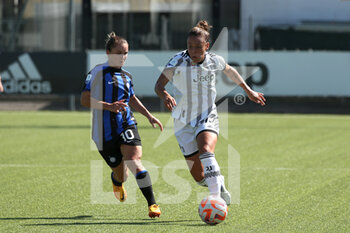 2022-09-11 - Tatiana Bonetti (FC Inbternazionale) vs Lisa Boattin (JUVENTUS WOMEN) - JUVENTUS FC VS INTER - FC INTERNAZIONALE - ITALIAN SERIE A WOMEN - SOCCER