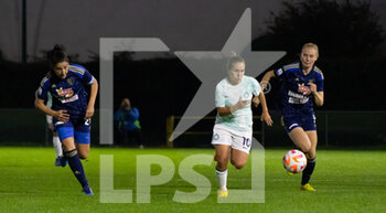 2022-09-30 - Tatiana Bonetti(Inter), Lipman Emma(Como) and  - COMO WOMEN VS INTER - FC INTERNAZIONALE - ITALIAN SERIE A WOMEN - SOCCER