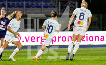 2022-09-30 - Inter Bonetti Tatiana Celebrates - COMO WOMEN VS INTER - FC INTERNAZIONALE - ITALIAN SERIE A WOMEN - SOCCER