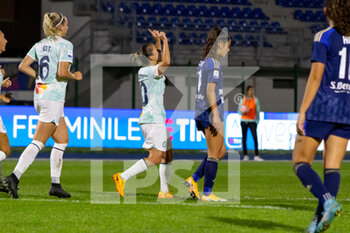 2022-09-30 - Inter Bonetti Tatiana Celebrates - COMO WOMEN VS INTER - FC INTERNAZIONALE - ITALIAN SERIE A WOMEN - SOCCER