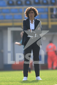 2022-10-15 - Coach Rita Guarino FC Inter during the Italian Serie A tootball match between Inter FC Internazionale and AC MIlan on 15 of October 2022 at Stadio Breda in Sesto San Giovanni, Italy Credit: Tiziano Ballabio - INTER - FC INTERNAZIONALE VS AC MILAN - ITALIAN SERIE A WOMEN - SOCCER