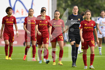 2022-10-23 - A.S. Roma Team during the 7th day of the Serie A Championship between A.S. Roma Women and F.C. Como Women at the stadio Tre Fontane on 23th of September, 2022 in Rome, Italy. - AS ROMA VS COMO WOMEN - ITALIAN SERIE A WOMEN - SOCCER