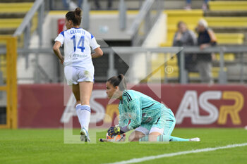 2022-10-23 - Beatrice BERETTA of F.C. Como Women during the 7th day of the Serie A Championship between A.S. Roma Women and F.C. Como Women at the stadio Tre Fontane on 23th of September, 2022 in Rome, Italy. - AS ROMA VS COMO WOMEN - ITALIAN SERIE A WOMEN - SOCCER