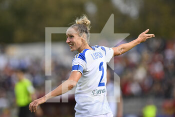 2022-10-23 - Emma LIPMAN of F.C. Como Women during the 7th day of the Serie A Championship between A.S. Roma Women and F.C. Como Women at the stadio Tre Fontane on 23th of September, 2022 in Rome, Italy. - AS ROMA VS COMO WOMEN - ITALIAN SERIE A WOMEN - SOCCER