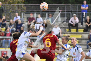 2022-10-23 - Joyce BORINI of F.C. Como Women and Elin Landström of AS Roma Women during the 7th day of the Serie A Championship between A.S. Roma Women and F.C. Como Women at the stadio Tre Fontane on 23th of September, 2022 in Rome, Italy. - AS ROMA VS COMO WOMEN - ITALIAN SERIE A WOMEN - SOCCER