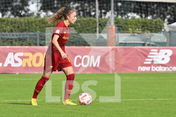 2022-10-23 - Benedetta Glionna of AS Roma Women during the 7th day of the Serie A Championship between A.S. Roma Women and F.C. Como Women at the stadio Tre Fontane on 23th of September, 2022 in Rome, Italy. - AS ROMA VS COMO WOMEN - ITALIAN SERIE A WOMEN - SOCCER