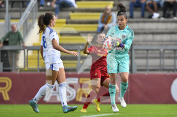 2022-10-23 - Beatrice BERETTA of F.C. Como Women during the 7th day of the Serie A Championship between A.S. Roma Women and F.C. Como Women at the stadio Tre Fontane on 23th of September, 2022 in Rome, Italy. - AS ROMA VS COMO WOMEN - ITALIAN SERIE A WOMEN - SOCCER