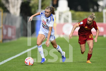 2022-10-23 - Vivien BEIL of F.C. Como Women during the 7th day of the Serie A Championship between A.S. Roma Women and F.C. Como Women at the stadio Tre Fontane on 23th of September, 2022 in Rome, Italy. - AS ROMA VS COMO WOMEN - ITALIAN SERIE A WOMEN - SOCCER