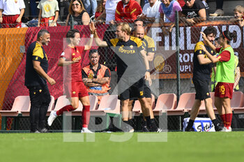 2022-10-23 - Valentina Giacinti of AS Roma Women during the 7th day of the Serie A Championship between A.S. Roma Women and F.C. Como Women at the stadio Tre Fontane on 23th of September, 2022 in Rome, Italy. - AS ROMA VS COMO WOMEN - ITALIAN SERIE A WOMEN - SOCCER