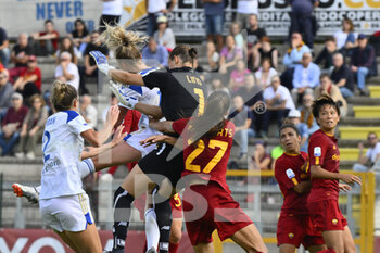 2022-10-23 - Emma Lind of AS Roma Women during the 7th day of the Serie A Championship between A.S. Roma Women and F.C. Como Women at the stadio Tre Fontane on 23th of September, 2022 in Rome, Italy. - AS ROMA VS COMO WOMEN - ITALIAN SERIE A WOMEN - SOCCER