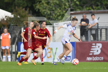 2022-10-23 - Joyce BORINI of F.C. Como Women during the 7th day of the Serie A Championship between A.S. Roma Women and F.C. Como Women at the stadio Tre Fontane on 23th of September, 2022 in Rome, Italy. - AS ROMA VS COMO WOMEN - ITALIAN SERIE A WOMEN - SOCCER