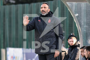 2022-11-26 - Davide Cordone (Assistant Coach of AC Milan) - ACF FIORENTINA VS AC MILAN - ITALIAN SERIE A WOMEN - SOCCER