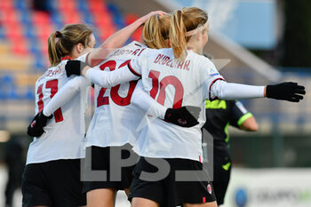 2022-11-26 - AC Milan players celebrate after a goal - ACF FIORENTINA VS AC MILAN - ITALIAN SERIE A WOMEN - SOCCER