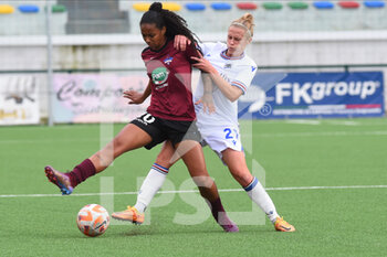 2022-12-03 - Crfistina Sena Das Neves  Pomigliano Calcio  and Cecilia Re AC Sampdoria competes for the ball with  during the Women’s Serie A match between Pomigliano Calcio   v UC Sampdoria  at Stadio Comunale Palma Campania - POMIGLIANO CALCIO VS UC SAMPDORIA - ITALIAN SERIE A WOMEN - SOCCER