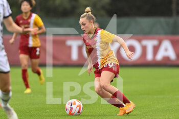 2022-12-11 - Giada Greggi of AS Roma Women during the 12th day of the Serie A Championship between A.S. Roma Women and Juventus F.C. Women at the Stadio Tre Fontane on 11th of December, 2022 in Rome, Italy. - AS ROMA VS JUVENTUS FC - ITALIAN SERIE A WOMEN - SOCCER