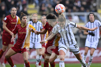 2022-12-11 - Cristiana Girelli of Juventus Women and Moeka Minami of AS Roma Women during the 12th day of the Serie A Championship between A.S. Roma Women and Juventus F.C. Women at the Stadio Tre Fontane on 11th of December, 2022 in Rome, Italy. - AS ROMA VS JUVENTUS FC - ITALIAN SERIE A WOMEN - SOCCER