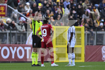2022-12-11 - Referee Enrico Maggio, Lineth Beerensteyn of Juventus Women and Valentina Giacinti of AS Roma Women during the 12th day of the Serie A Championship between A.S. Roma Women and Juventus F.C. Women at the Stadio Tre Fontane on 11th of December, 2022 in Rome, Italy. - AS ROMA VS JUVENTUS FC - ITALIAN SERIE A WOMEN - SOCCER