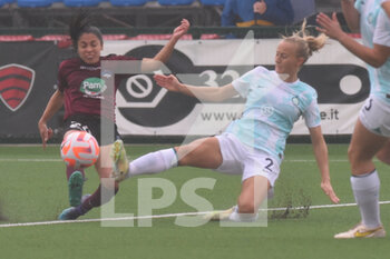 2022-12-10 - Ana Lucia Martinez Maldonado Pomigliano Calcio competes for the ball with Anja Sonstevold FC Inter  during the Women’s Serie A match between Pomigliano Calcio   v FC Inter  at Stadio Comunale Palma Campania - POMIGLIANO CALCIO VS INTER - FC INTERNAZIONALE - ITALIAN SERIE A WOMEN - SOCCER